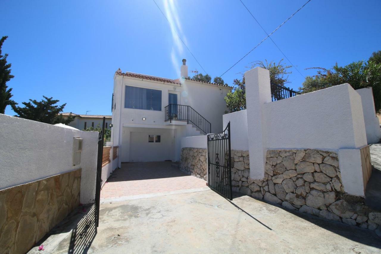 Holiday Villa Tatiana Кальпе Экстерьер фото